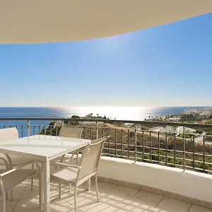 https://exclusivo-apartamento-de-2-dormitorios-vista-mar-lateral.1costadelsol.com